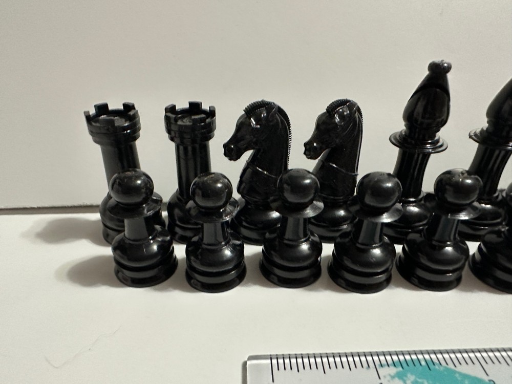 Vintage White And Black Plastic Chess Pieces Complete Set