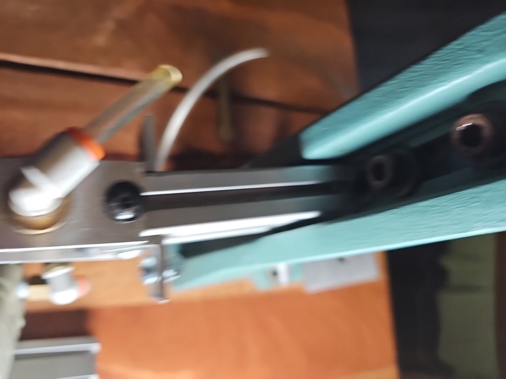 Minitools Toggle Action Punch Press