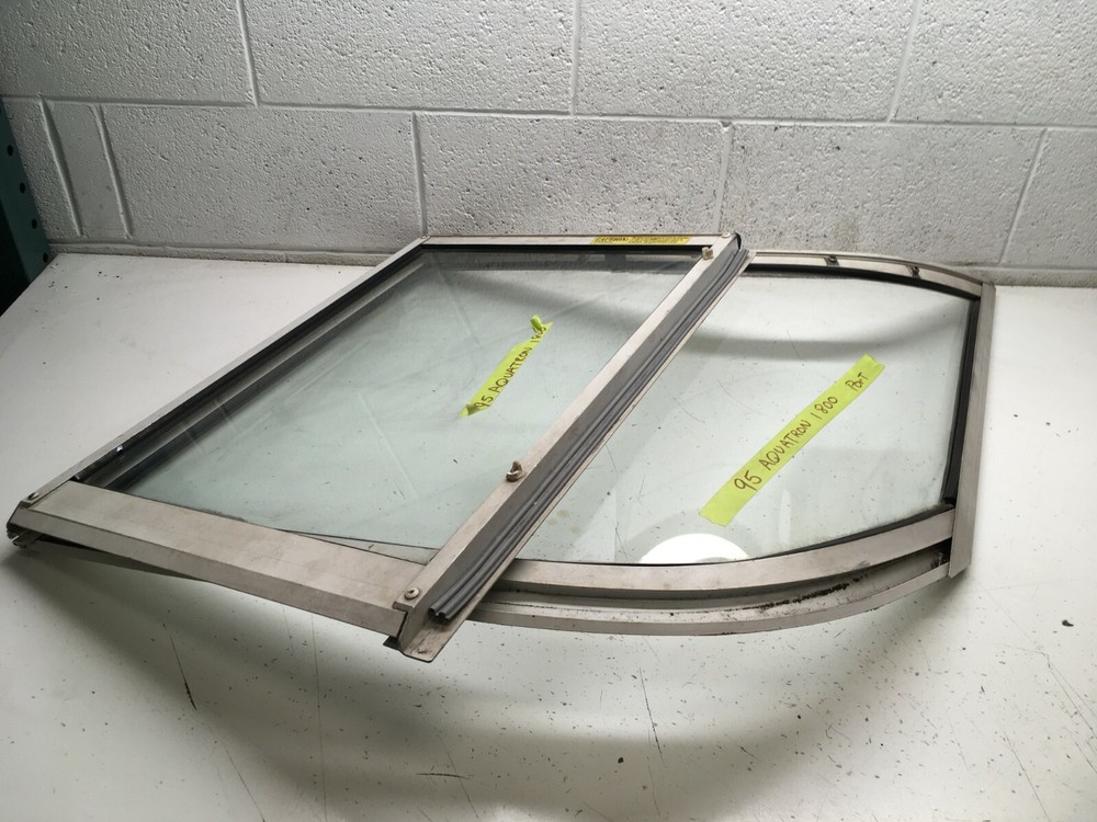 Z7 1995 Aquatron 1800 Windshield Glass Port Side Passenger