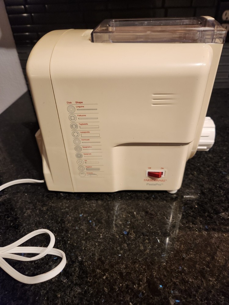 Farberware Noodle Pasta Maker Pro D3015 Machine