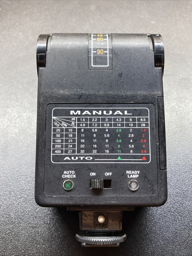 Vivitar Electronic Flash 2000 For Parts Untested