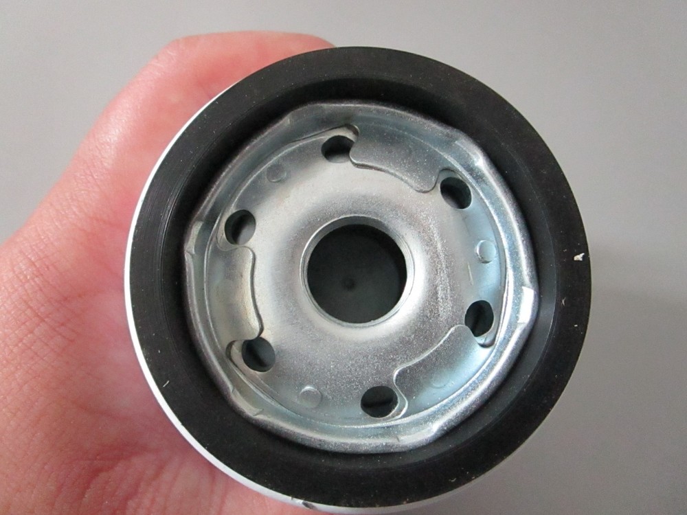 NEW 57701 WIX Oil Filter 0810