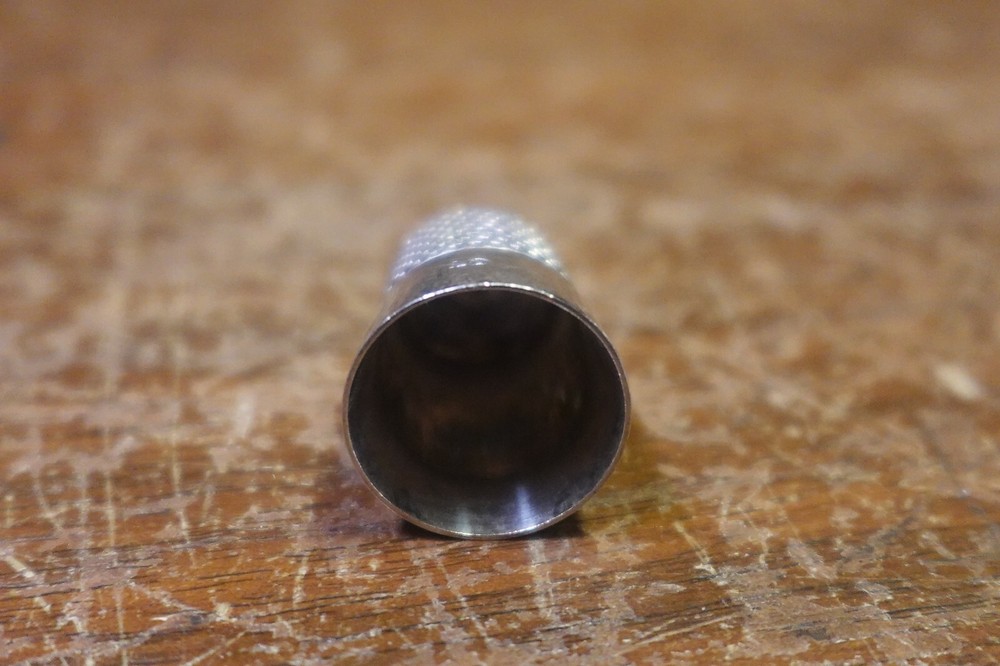 1" TALL STERLING SILVER THIMBLE MARKED STERLING SILVER