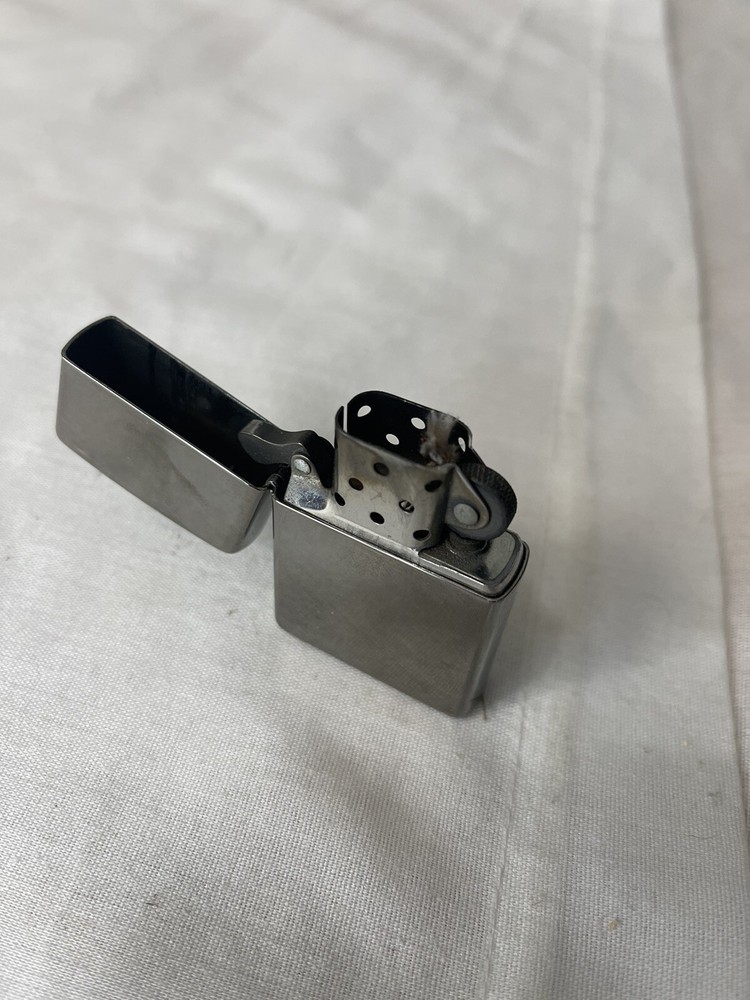 Zippo Classic Pocket Lighter - Brushed Chrome American Made