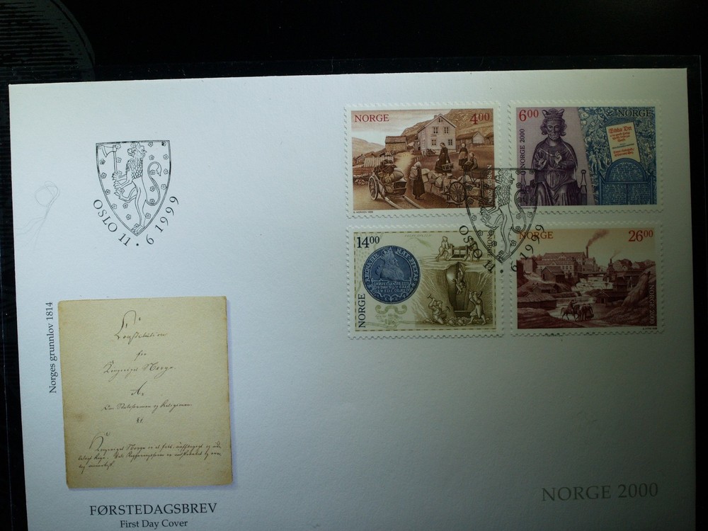 2000 Norway Millennium Stamp & Cover Folio - Complete - slight spine roll