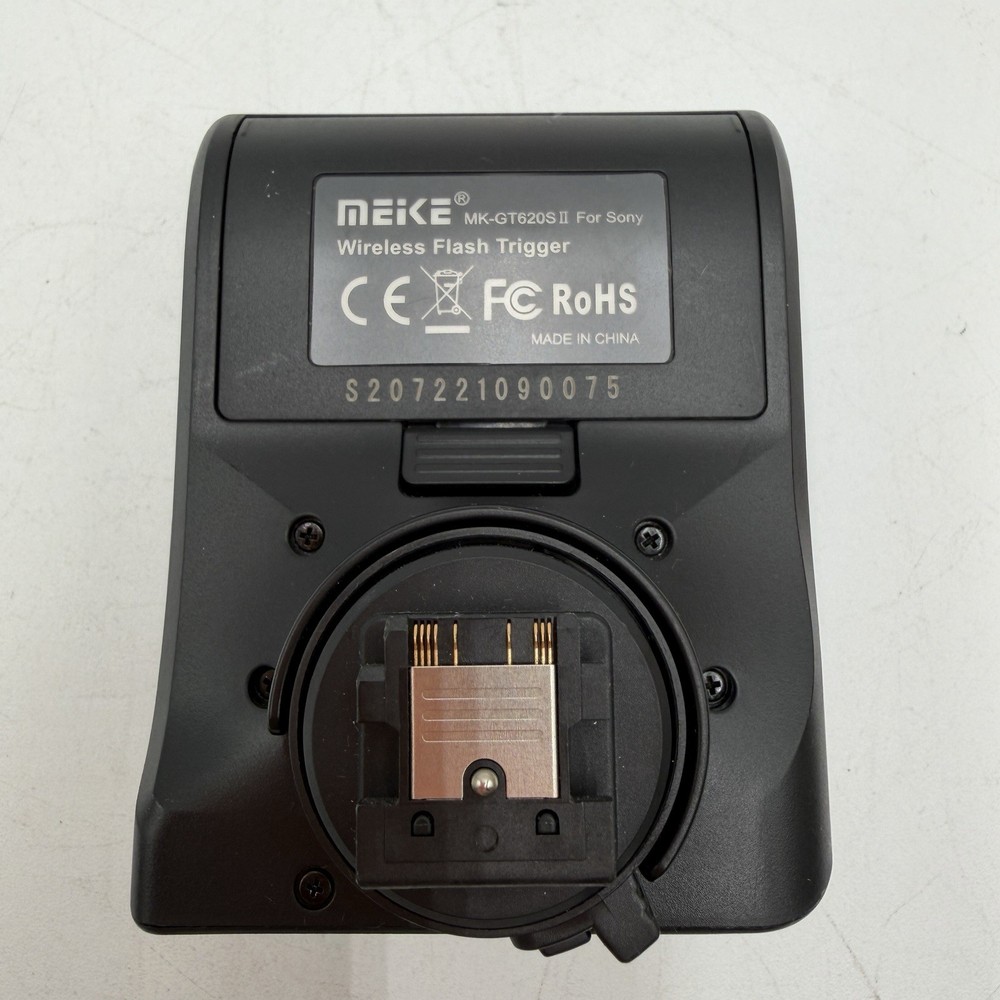 Meike MK-GT620 2.4GHz Wireless Hot Shoe Flash Trigger Kit Transmitter Receiver