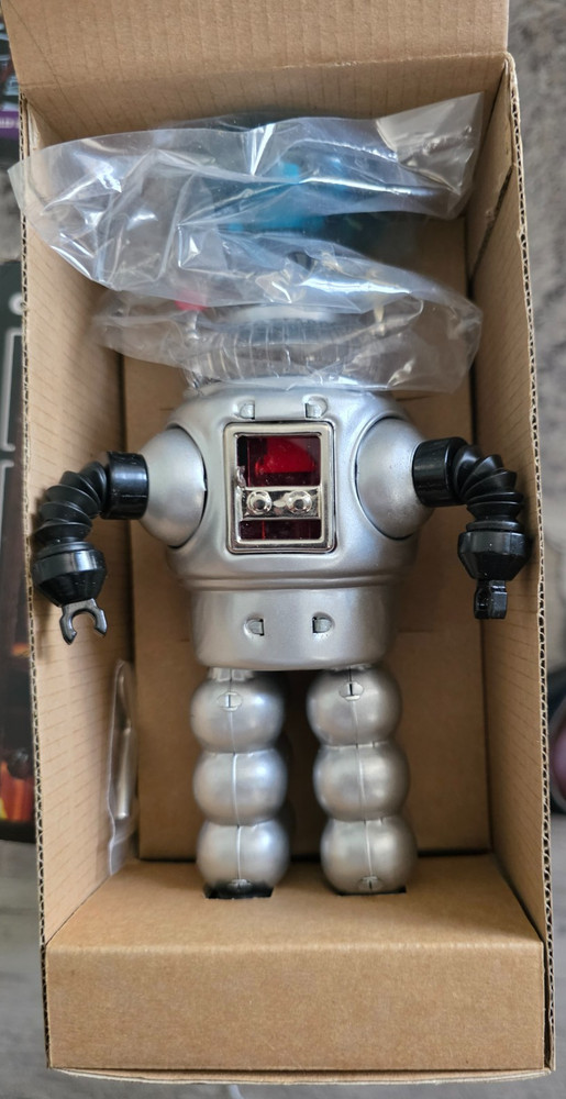 Lost in Space Robot YM-3 Silver