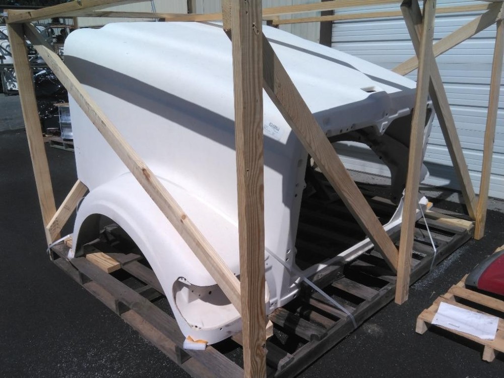 For INTERNATIONAL 9900I 2000-2009 HOOD ,  GA