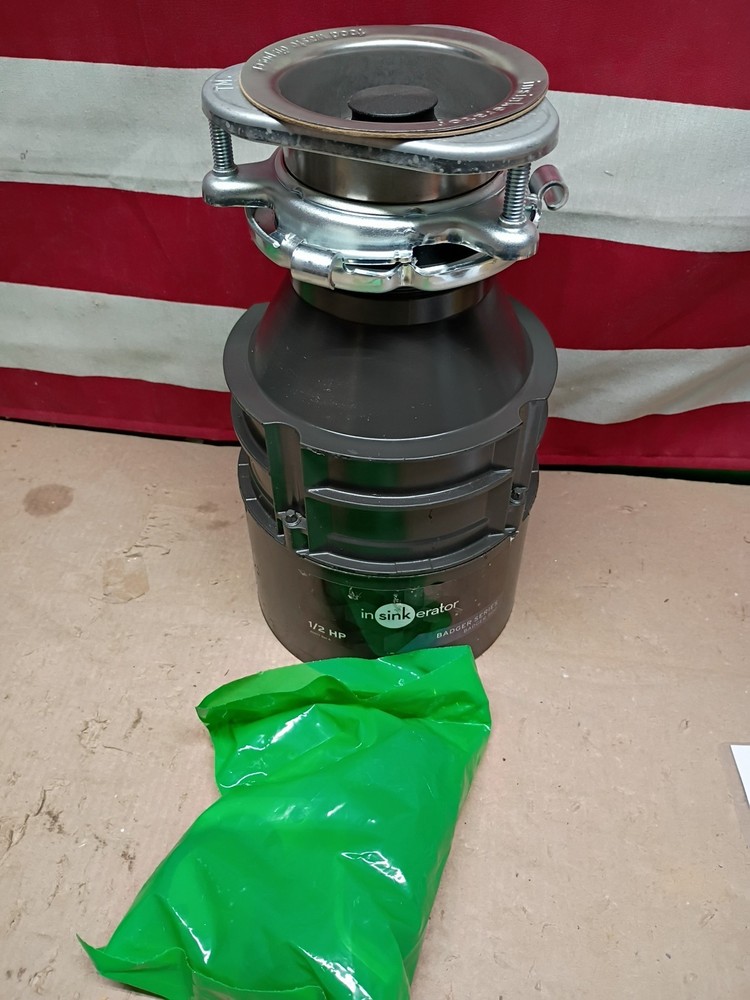 KInSinkErator Badger 500, 1/2 HP Continuous Feed Kitchen Garbage Disposal, OB,
