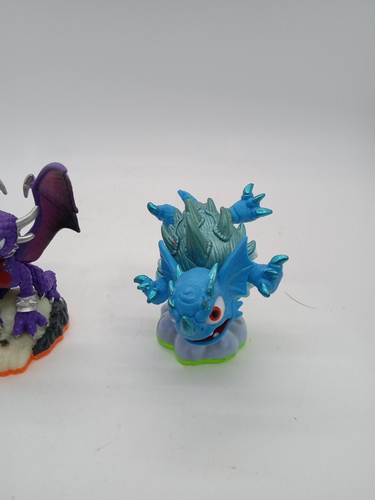 Set Of 2 Skylanders Figures Warnado And Cynder