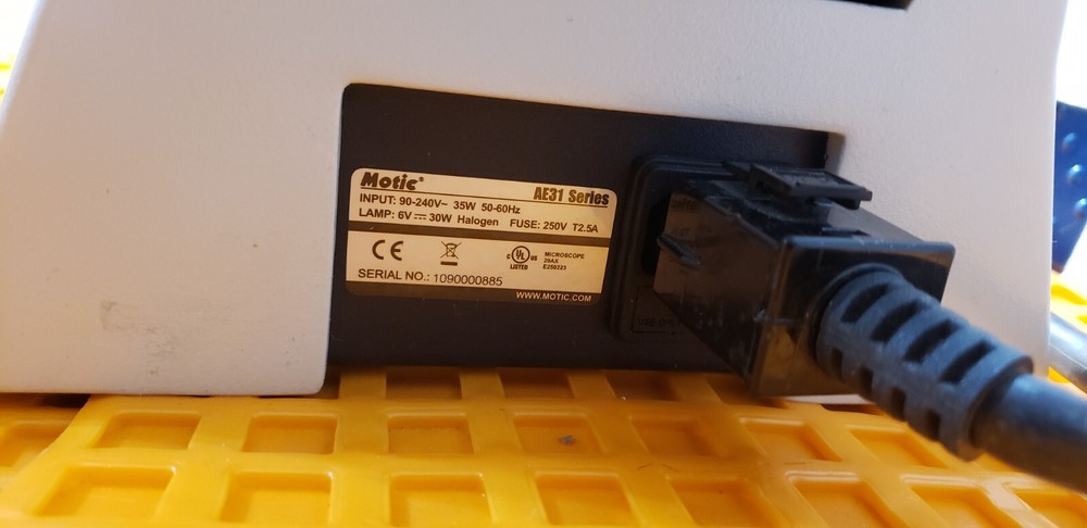 Motic AE31 Series Inverted Microscope with 3 Objectives