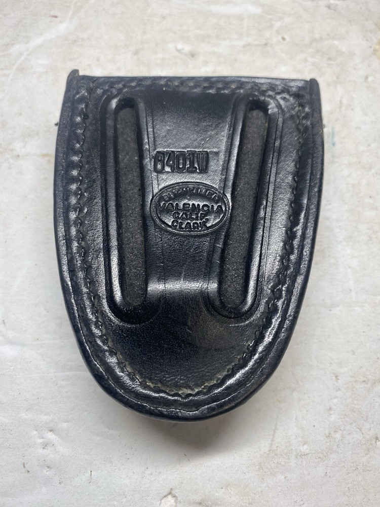 Vintage Bucheimer B401W Open Handcuff Case
