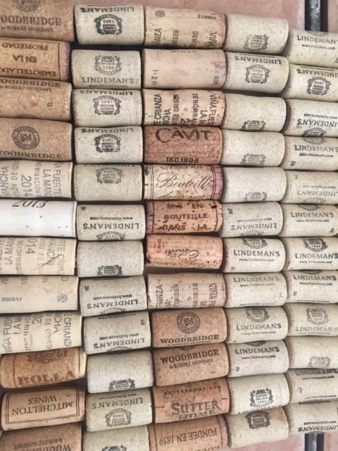 84 Pieces NATURAL Red/White Used Wine Corks for Crafts Art Material