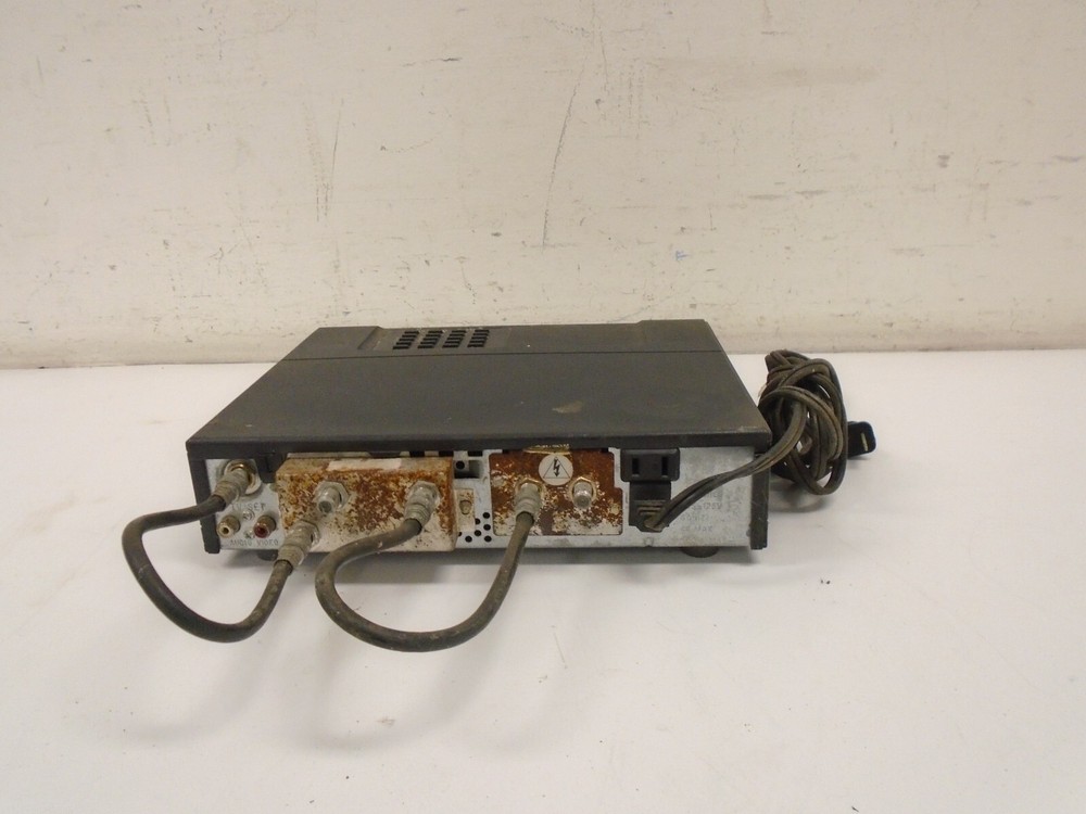 Jerrold/General Instruments Black CATV Converter CFT-2004-V5S8-B