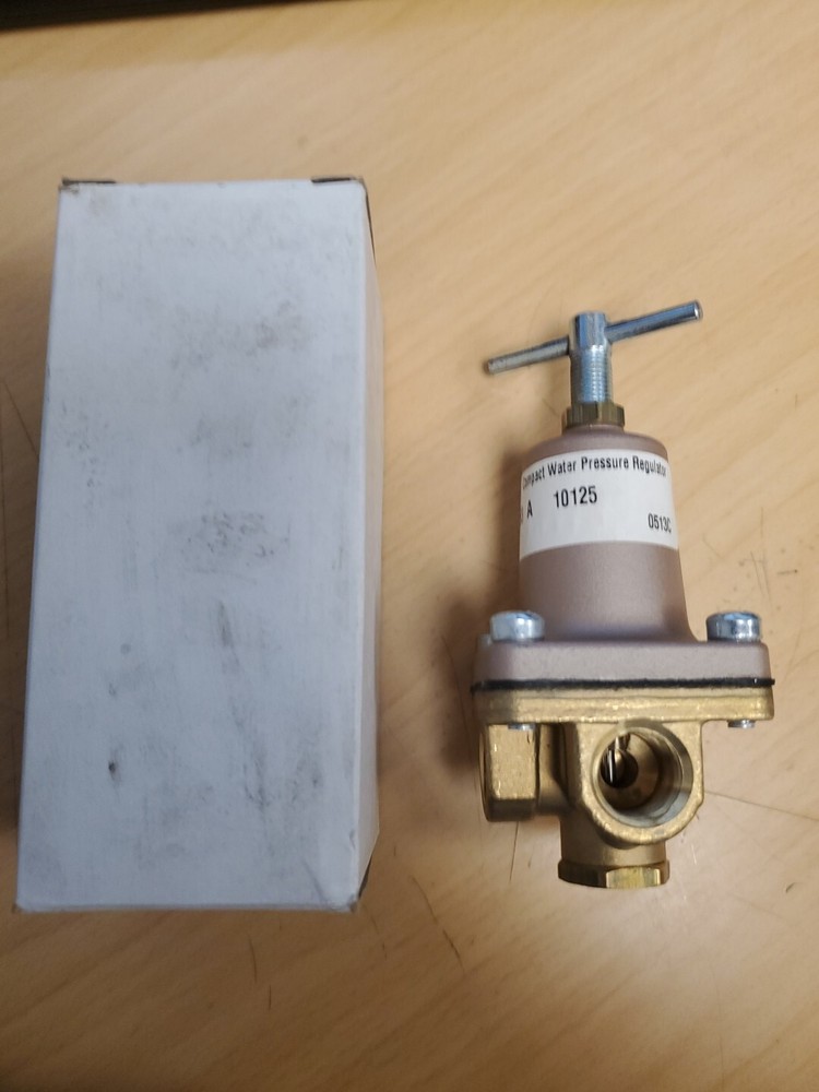 Compact Water Pressure Regulator LF263A