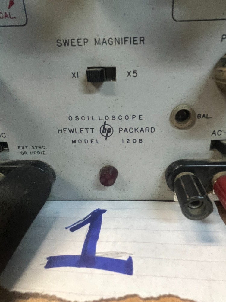 HP Hewlett-Packard Oscilloscope Model 120B - Powers on but untested.