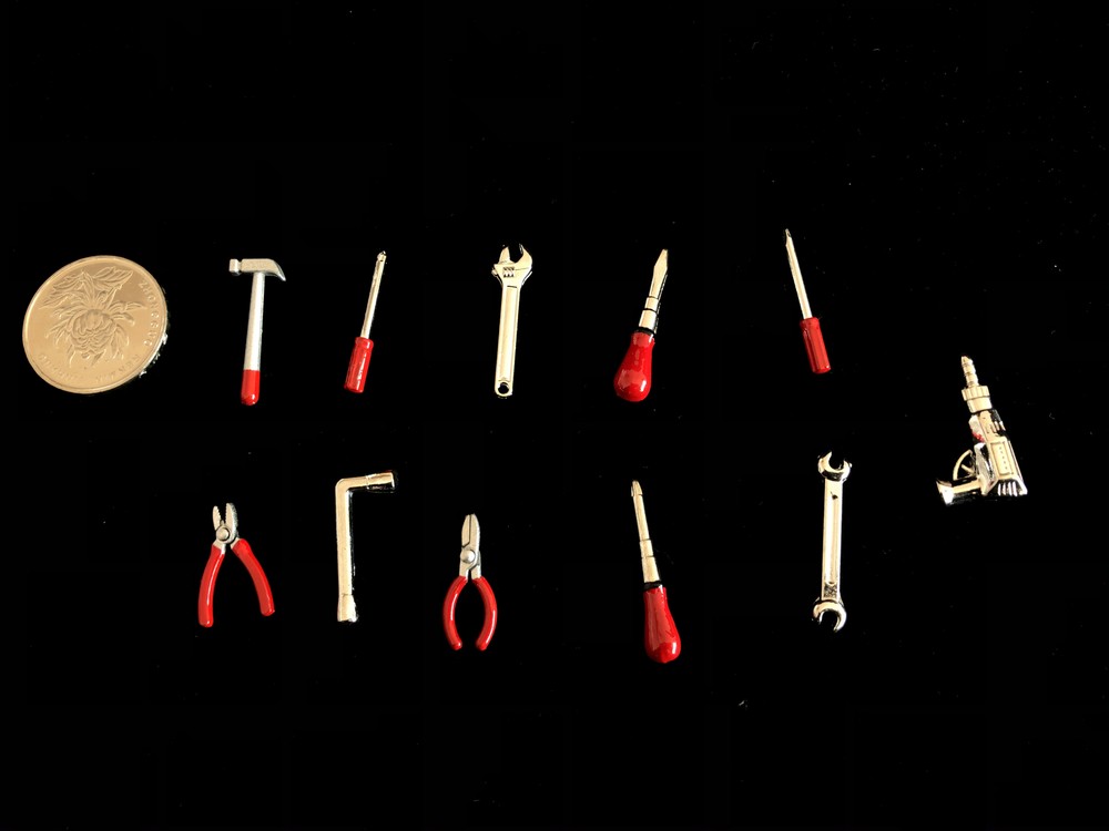 1/18 Diorama 11pc Repair Model Props Garage Workshop Tuning Tools Accessories