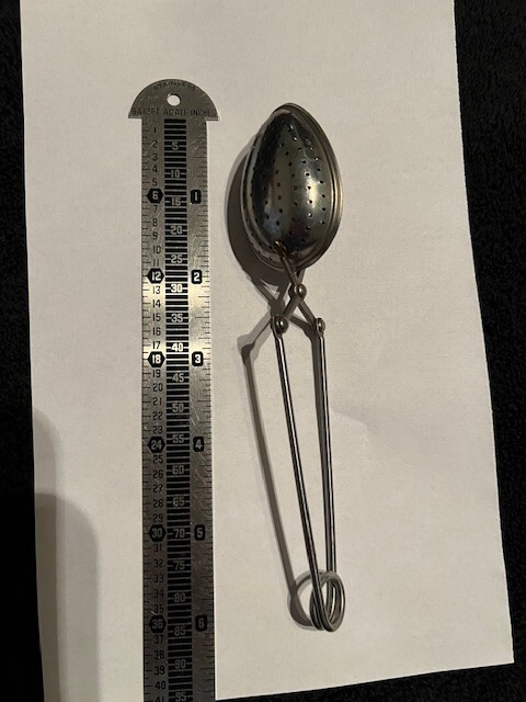 Silver Tea Strainer Infuser Spoon Scoop spring loaded open/close 6 inch