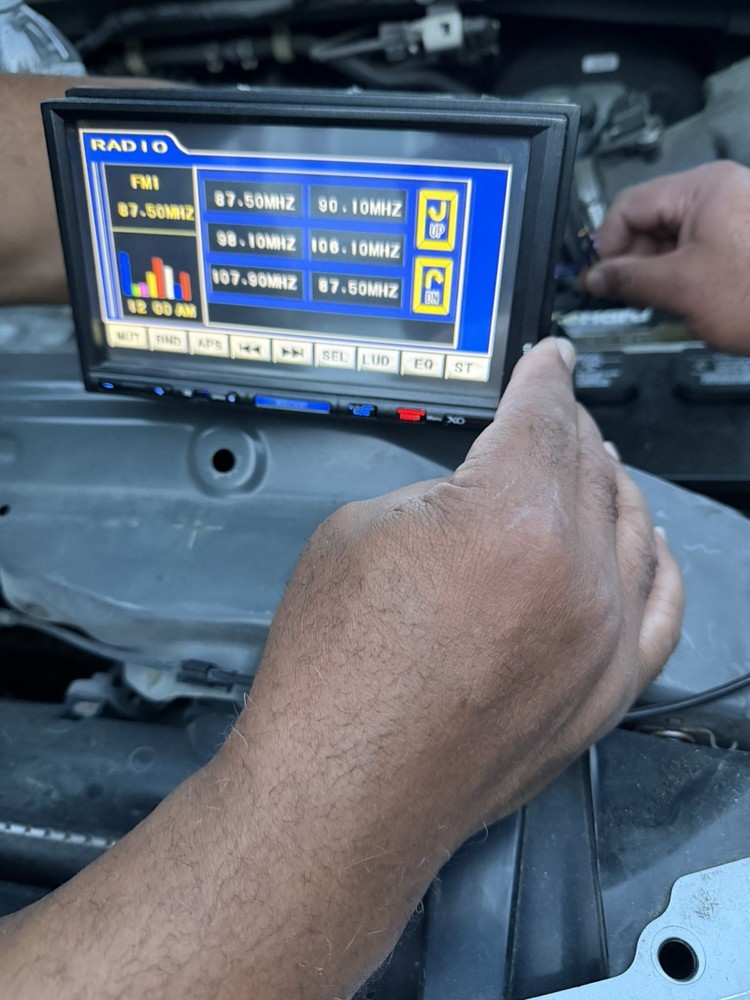 XO Vision 2 DIN In-Dash Car Video Unit with Bluetooth Connectivity and USB Input