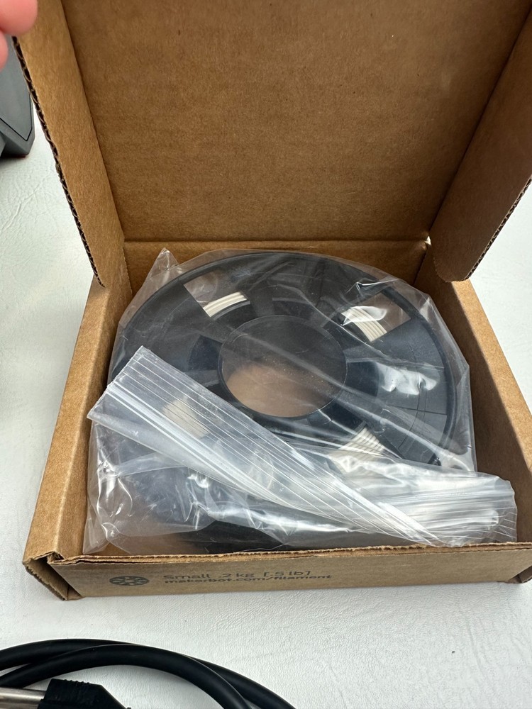 MakerBot Replicator Mini 3D Printer 5th Generation + Filament & Cords Tested