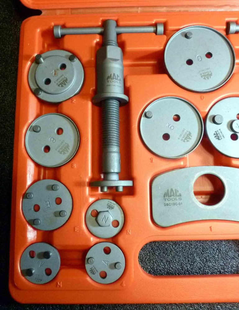 Mac Tools DBC18C 18-PC Disk Brake Caliper Set