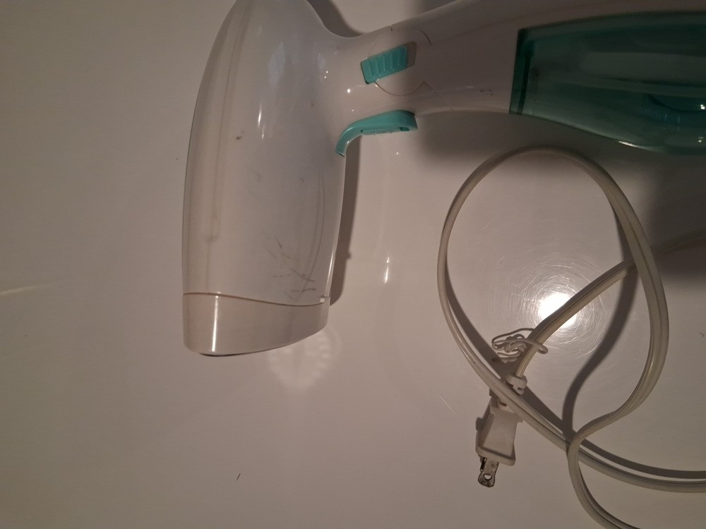Essential Portable Steamer
