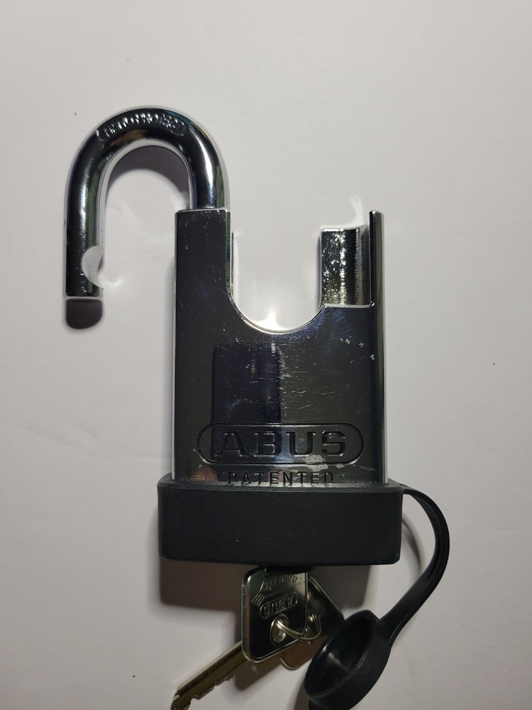 ABUS 83CS/55 - Hardened Padlock Patented - Protected Shackle - 2 keys