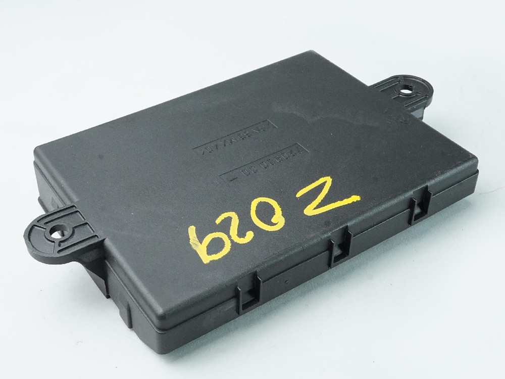2007 - 2013 Mercedes Benz S Class W221 Door Control Module Computer Lh Front