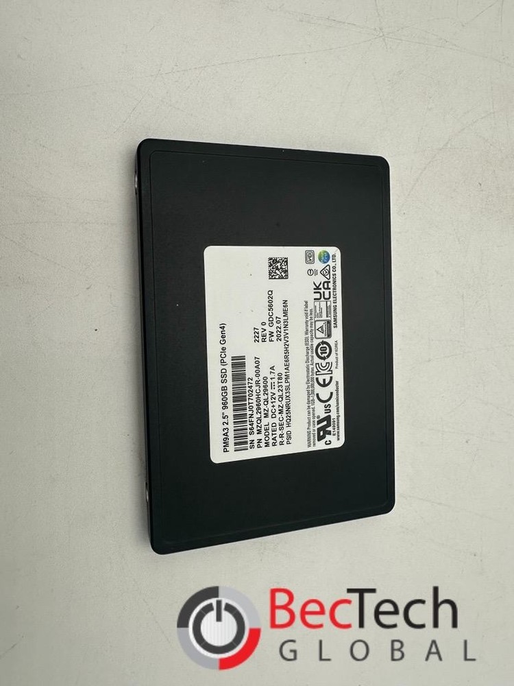Samsung PM9A3 960GB SSD 2.5" NVMe PCIe Solid State Drive - MZQL2960HCJR-00A07