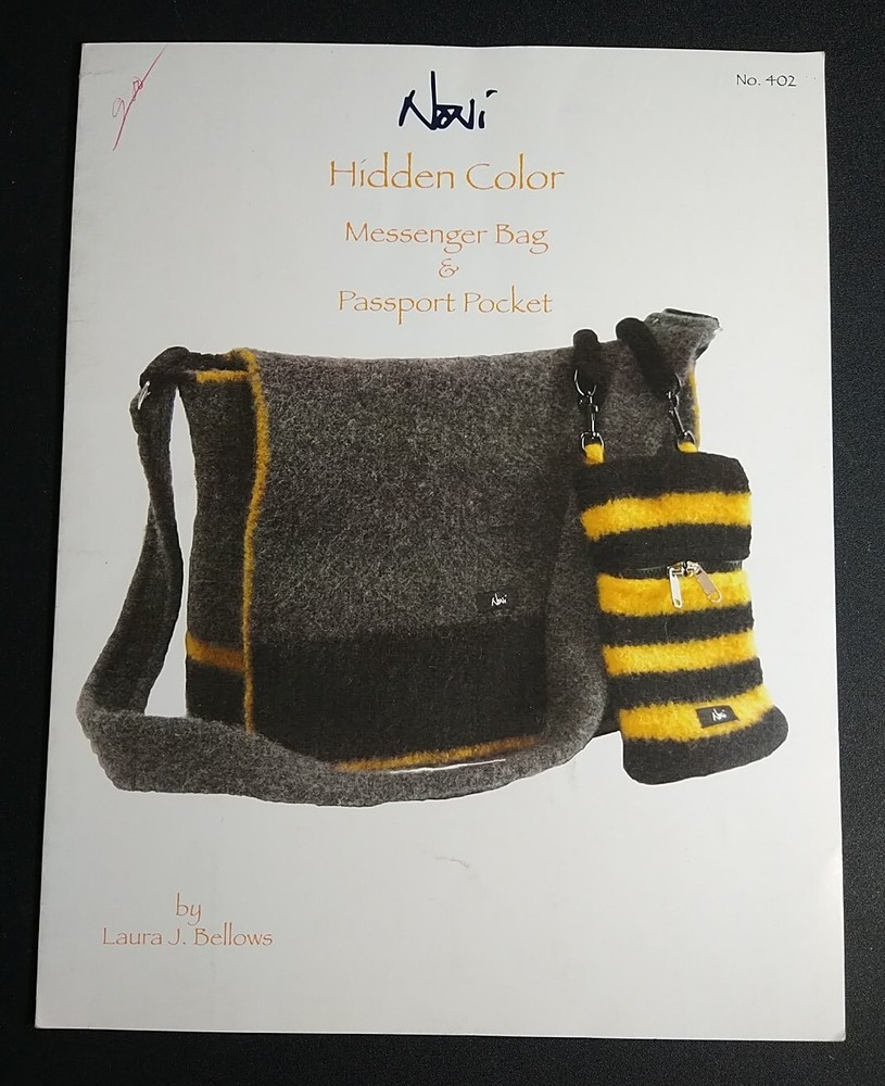 Hidden Color MESSENGER BAG & PASSPORT POCKET