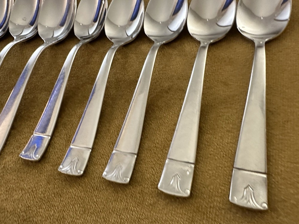 Serving & Soup Spoons + Teaspoons HAMPTON SILVERSMITHS 18/10 Stainless HSV216