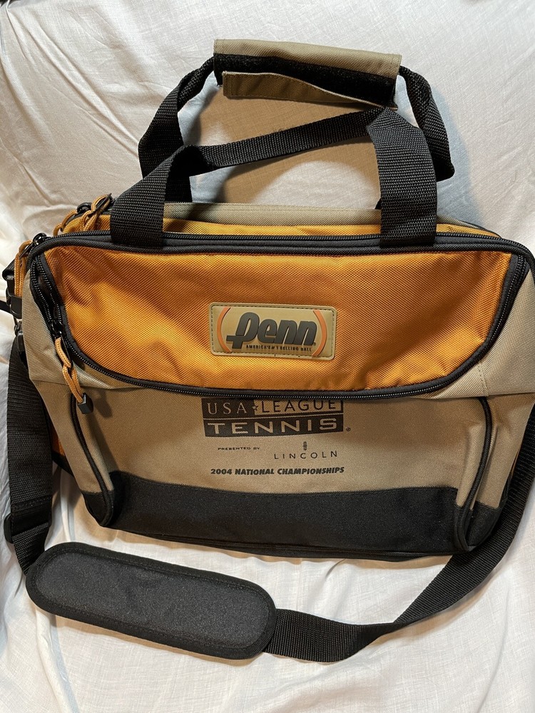 Penn USA Messenger Notebook Bag