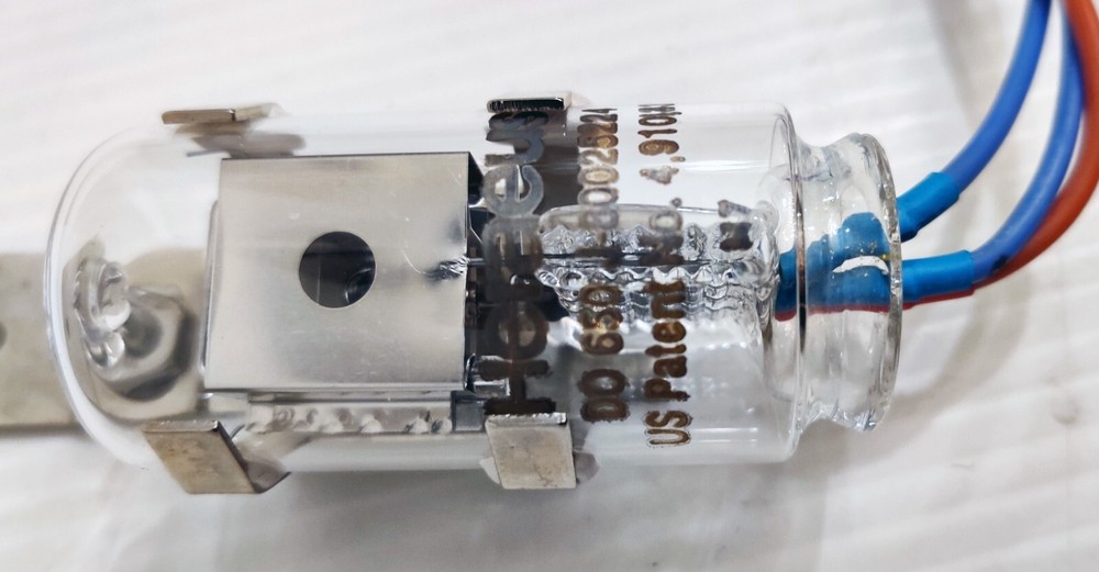 Heraeus 80025224 Deuterium Lamp