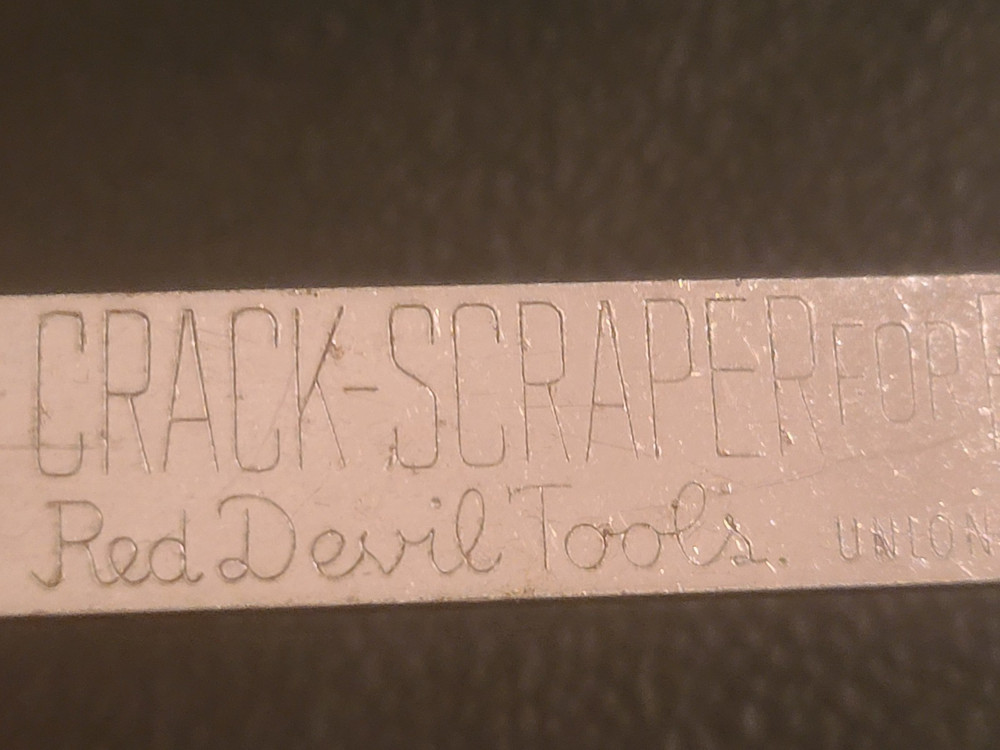 RARE Red Devils Tools Plaster Crack Scraper CCI