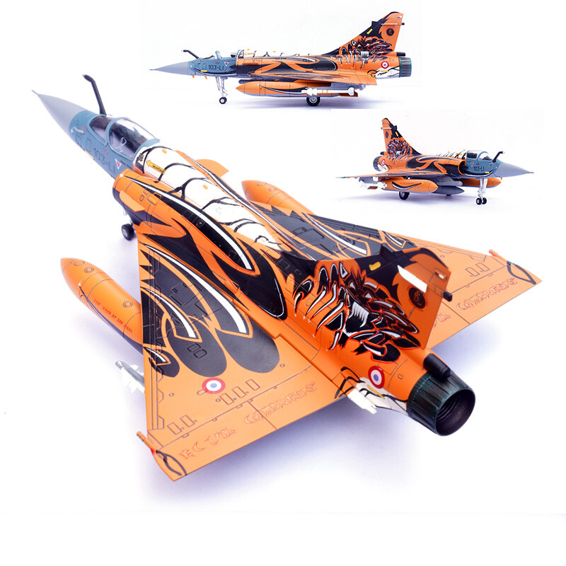 Phantom 2000 Fighter Model 2010 Tiger Show 1/72