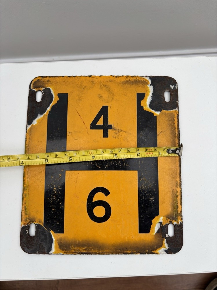 VINTAGE ENAMEL FIREMAN'S HYDRANT SIGN (M134)