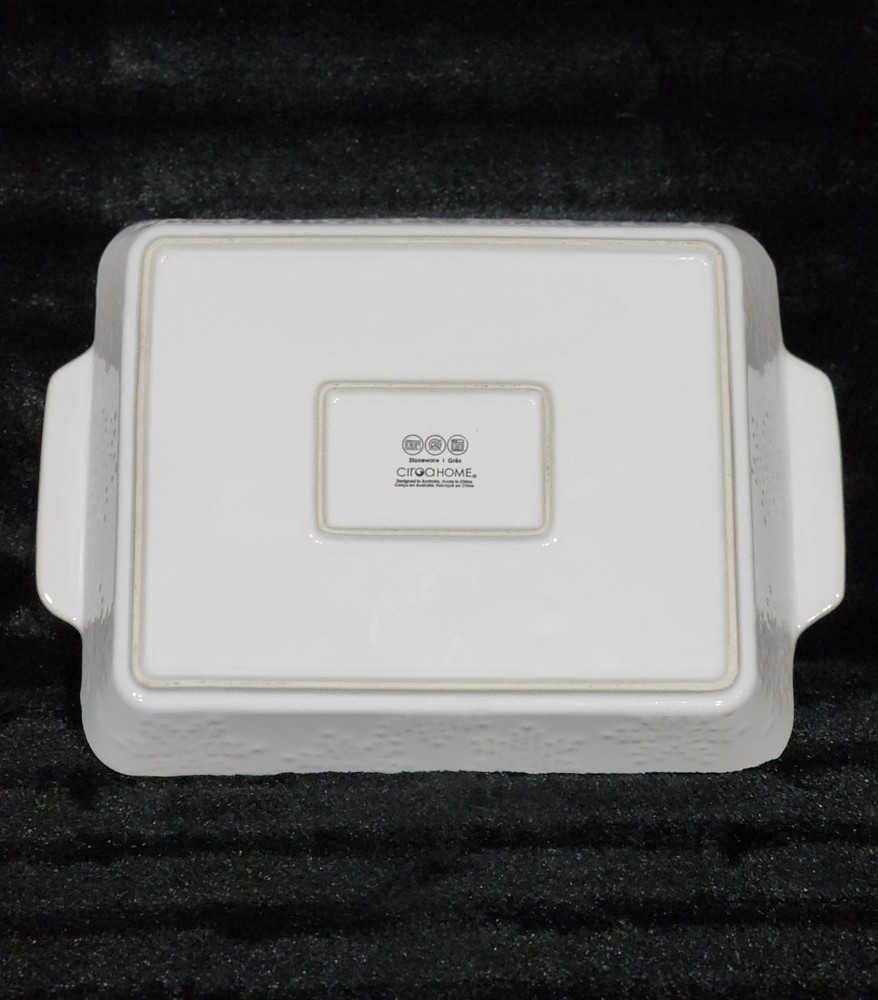 The Bakehouse White Embossed Snowflake Baker Stoneware 13x10 Rectangular Embosse