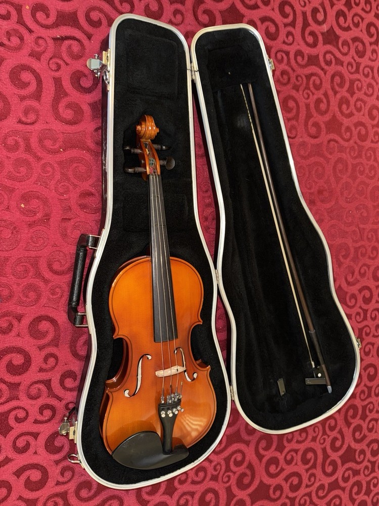 Otto Bruckner Antonius Stradivarius Design Case & Bow Needs Slight Work