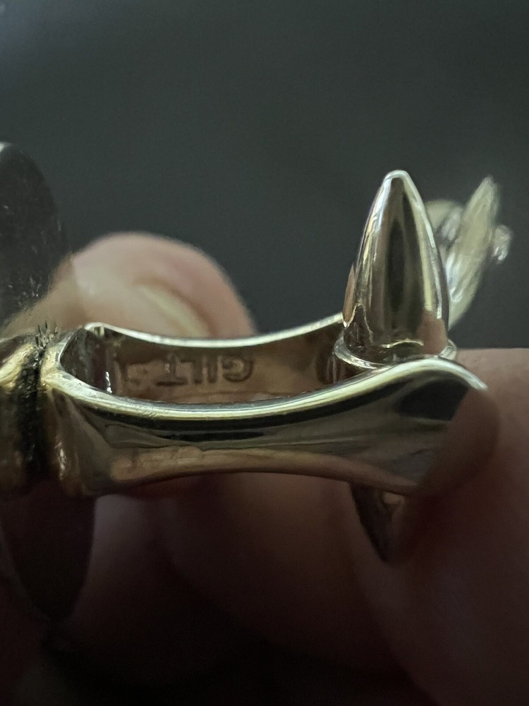Vintage gilt cufflinks.