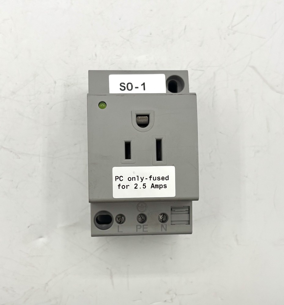 Phoenix Contact / EO-AB/UT/LED/15 0804155 / Hole Type Socket
