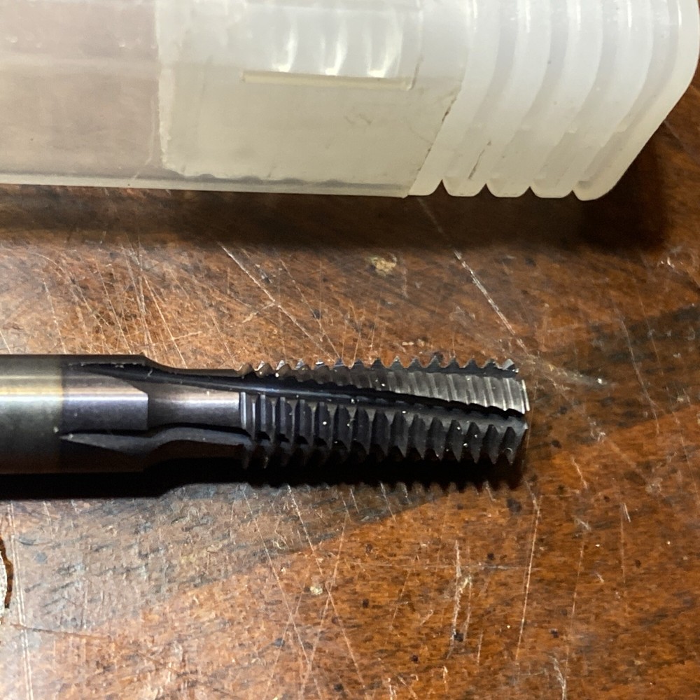 Solid Carbide Thread Mill 3-1/4x248 N 24” UN (D6)
