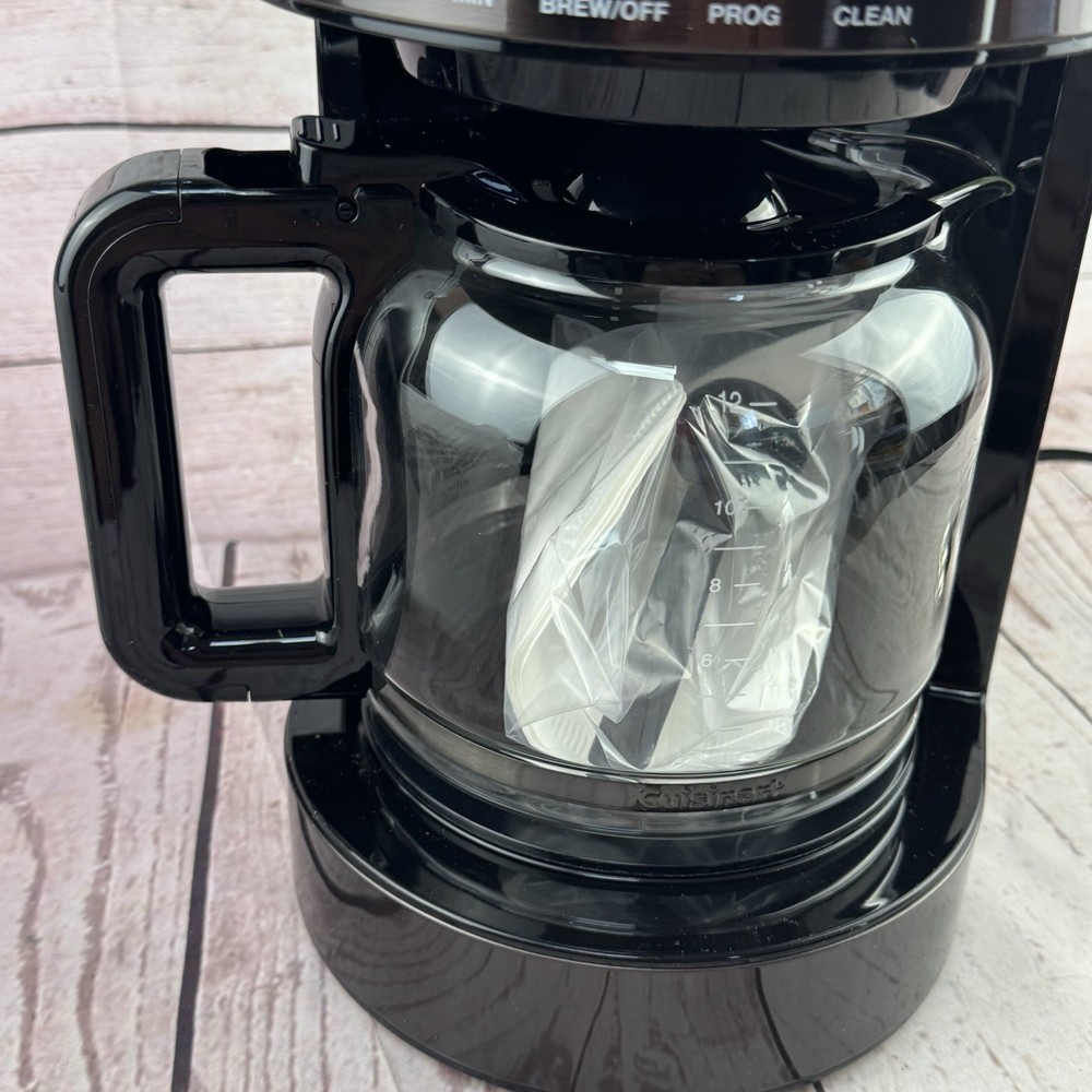 Cuisinart DCC 1220BKSWM 12 Cup Programmable Coffee Maker Black Stainless