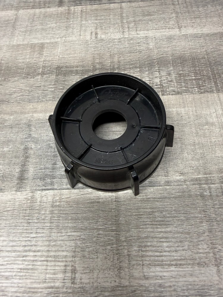 Oster Kitchen Center Blender Cup & Blade Assembly Replacement Part
