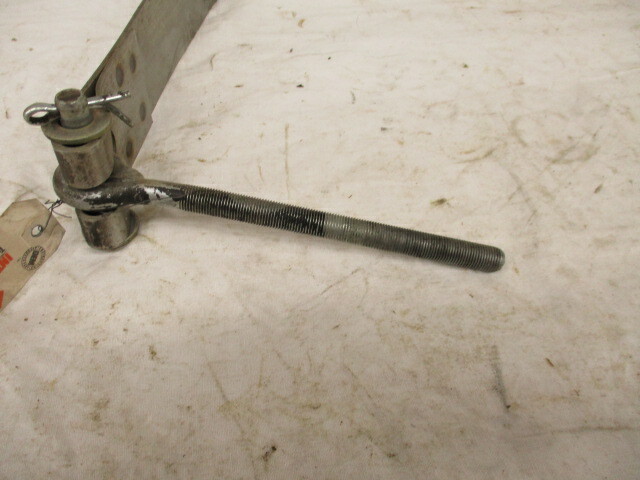 International Truck Strap (556867C1)