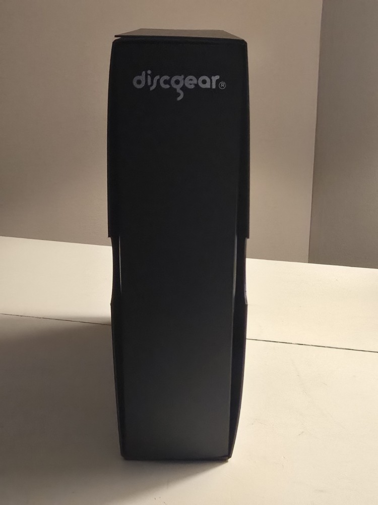 Discgear Black Durable Foldable Plastic CD Wallet Case Holds 50 Discs- see pics