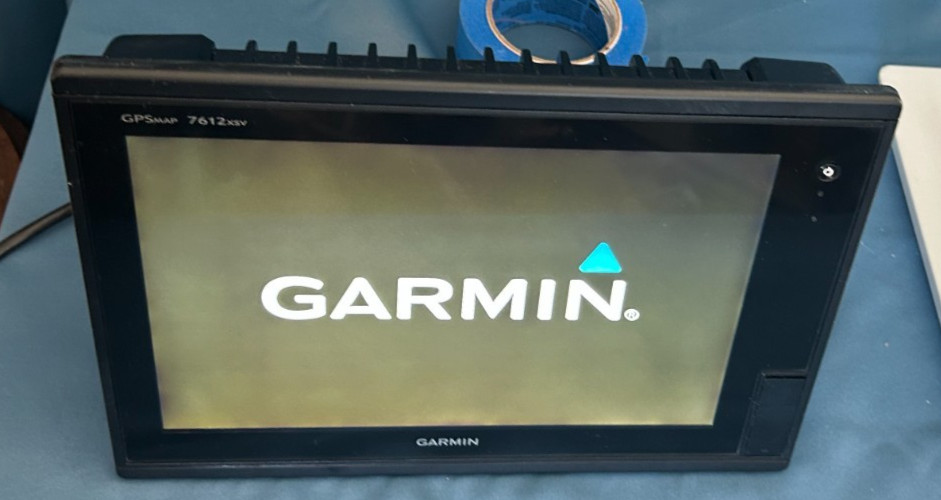 Garmin GPSMAP 7612XSV 12" plotter