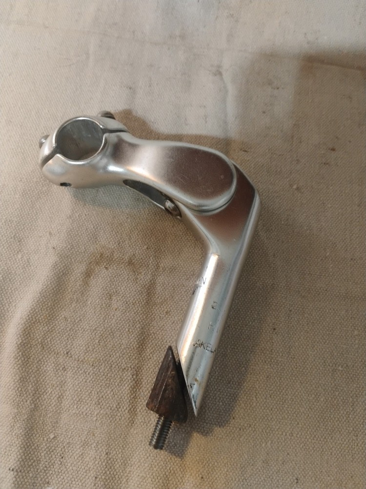 Akela Adjustable Quill Stem For 25.4mm Handlebars 0-60 Degrees