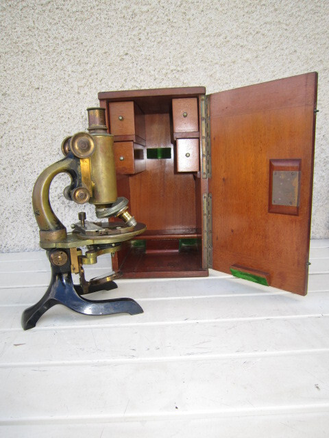 Ancient Microscope STIASSNIE Paris 19th Century