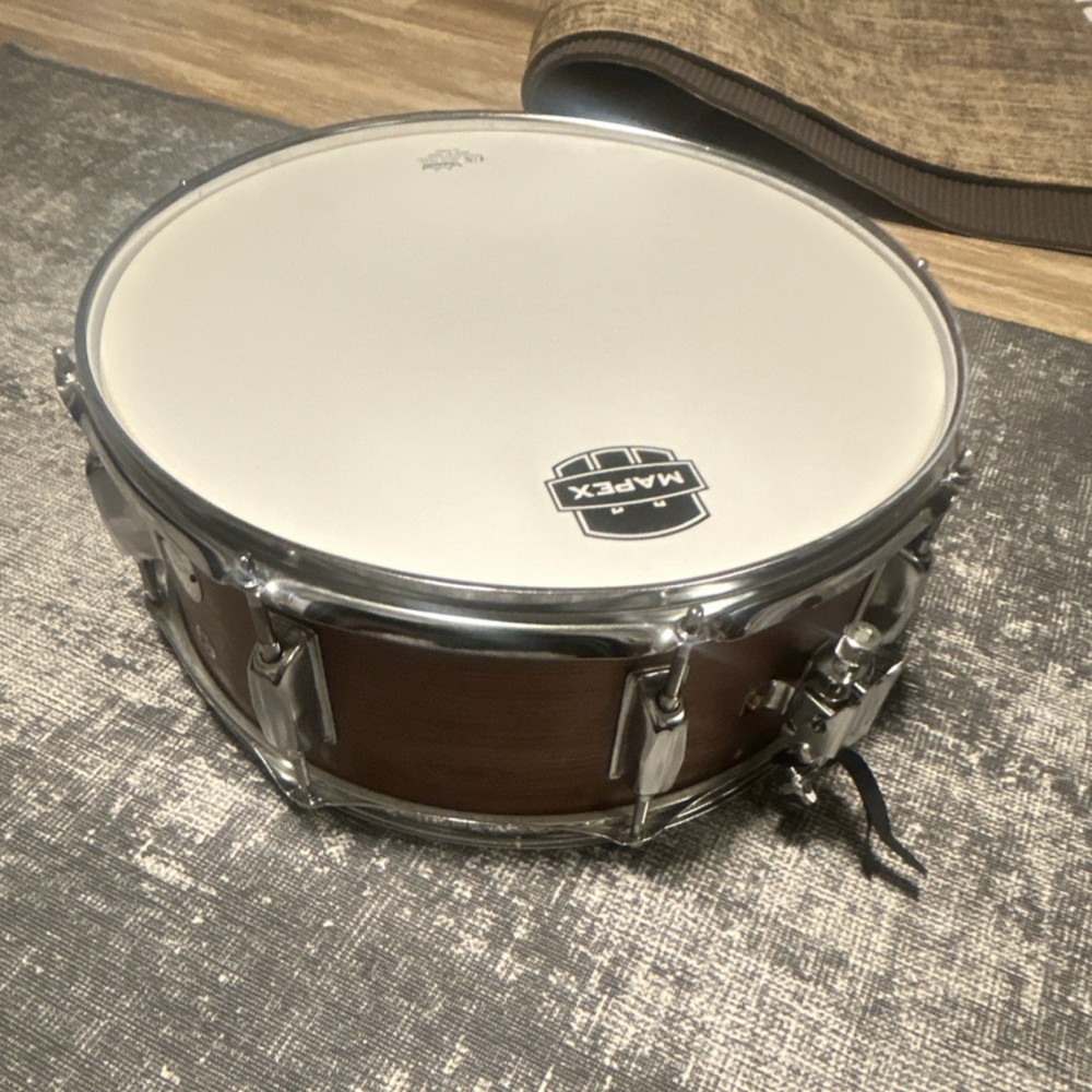 Griffin wood shell snare drum
