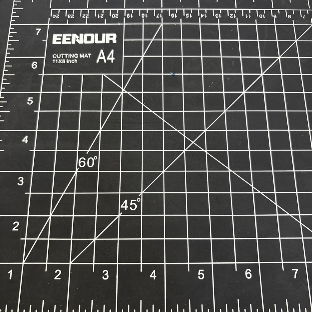 EENOURCutting Mat 11x8 A4 New